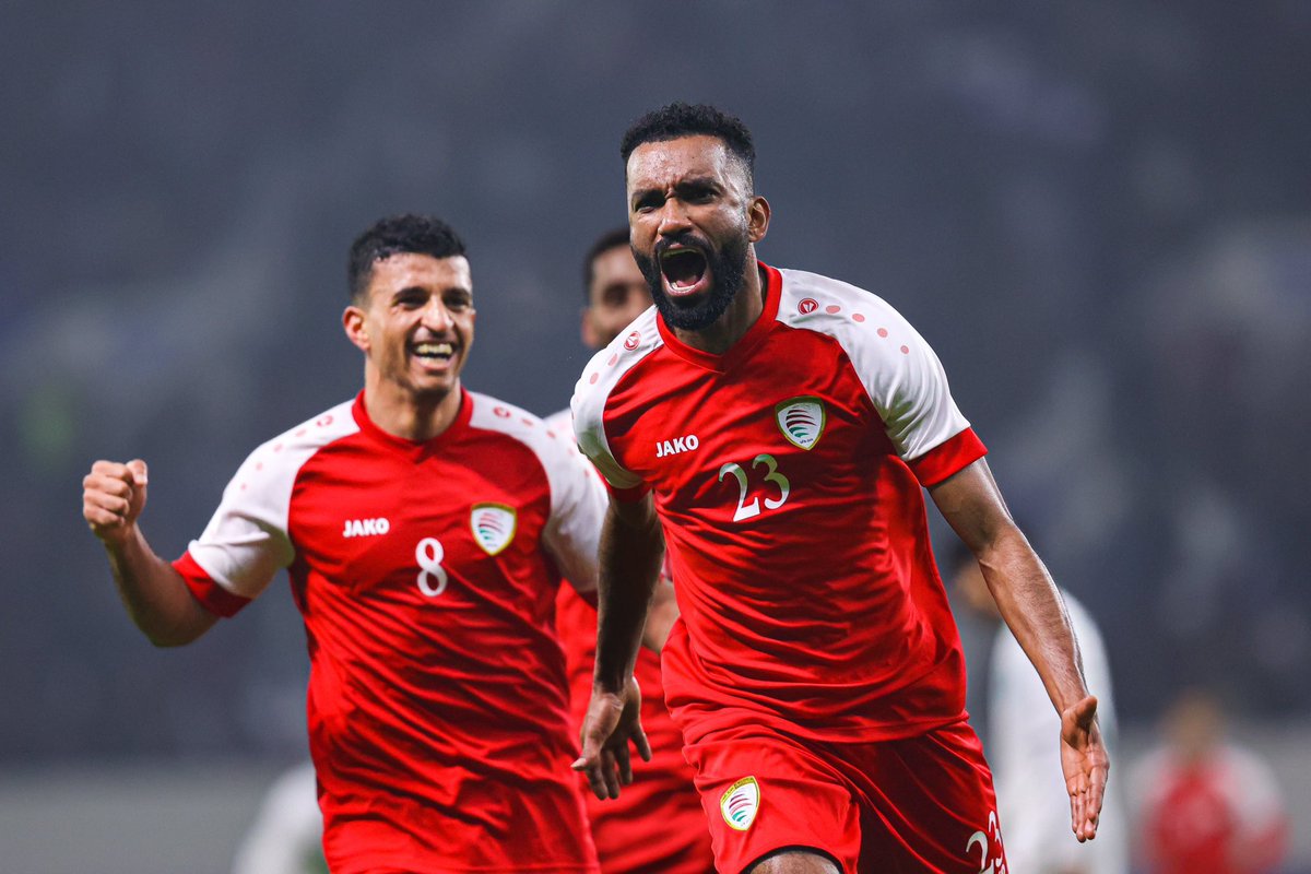 #عمان_السعوديه
مبارك الفوز المستحق بكسر القاعدة لمن يظن بالكرة العمانية🇴🇲
كنتم ولازلتم الأبطال رغم كل الظروف! 
#إبراهيم_المخيني شرف الفريق بروحك القتالية
#حارب_السعدي هدف مبرمج ونصر يزمجر المستمع إن لم يشهد البصر!