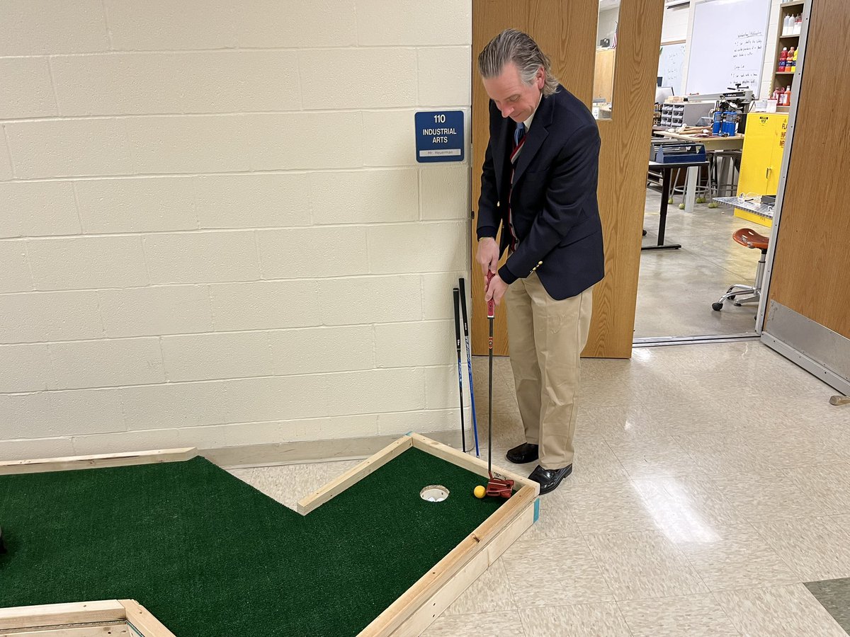 Principal_RES's tweet photo. The @BernardMiddle Golf Course is now open. @MehlvilleSD https://t.co/0KvW3Z5ASU