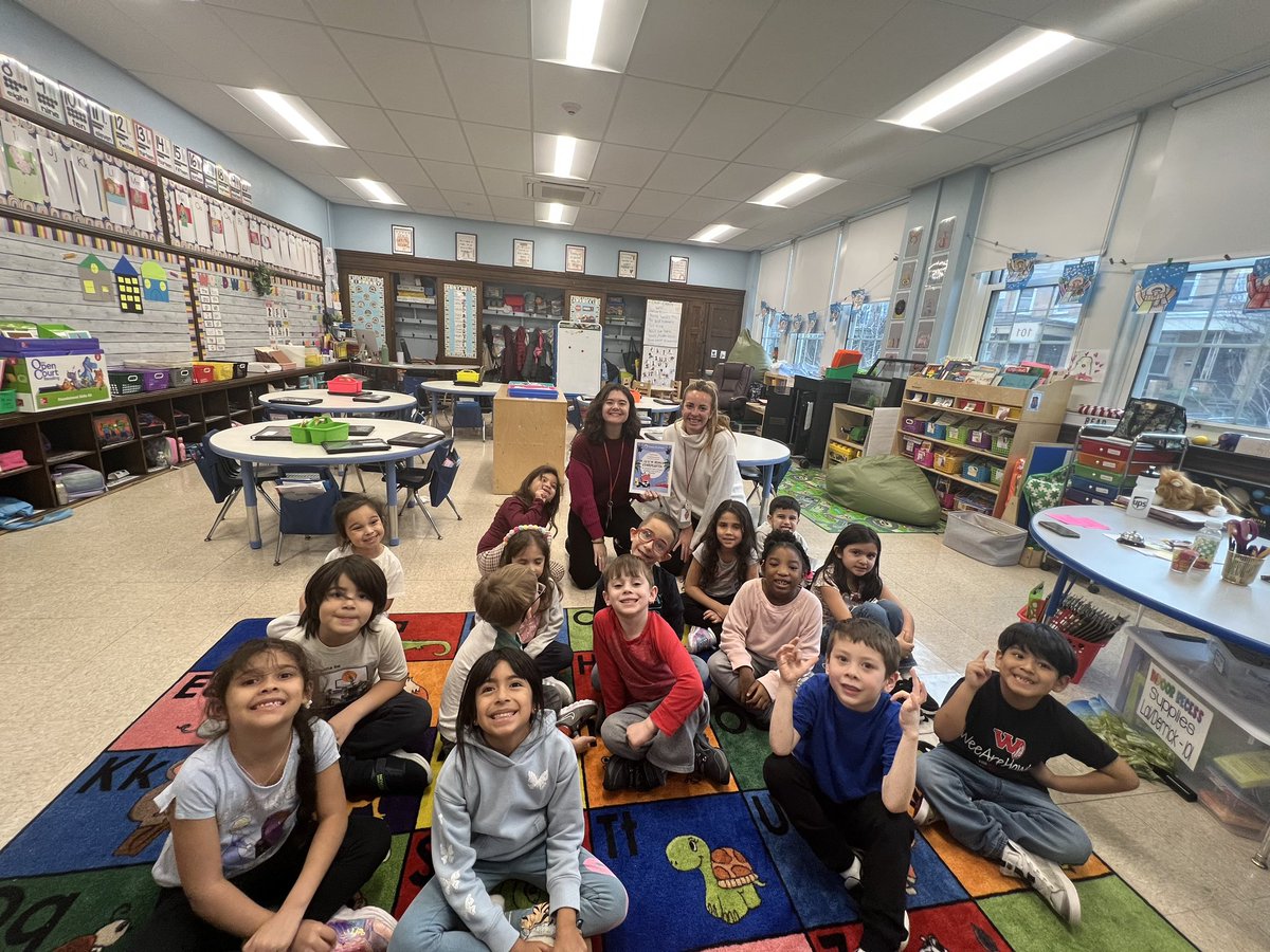 MsKallertEDU's tweet image. Sending lots of shine to our K, 1, and 2 math rockstars for having the most progress in Happy Numbers for December! 🧮✏️ #weelovemath @McginleyIsabel @EricCrespoEDU @WeehawkenTSD @MsTattoli @Mrs__Guzman @MissDerrick304