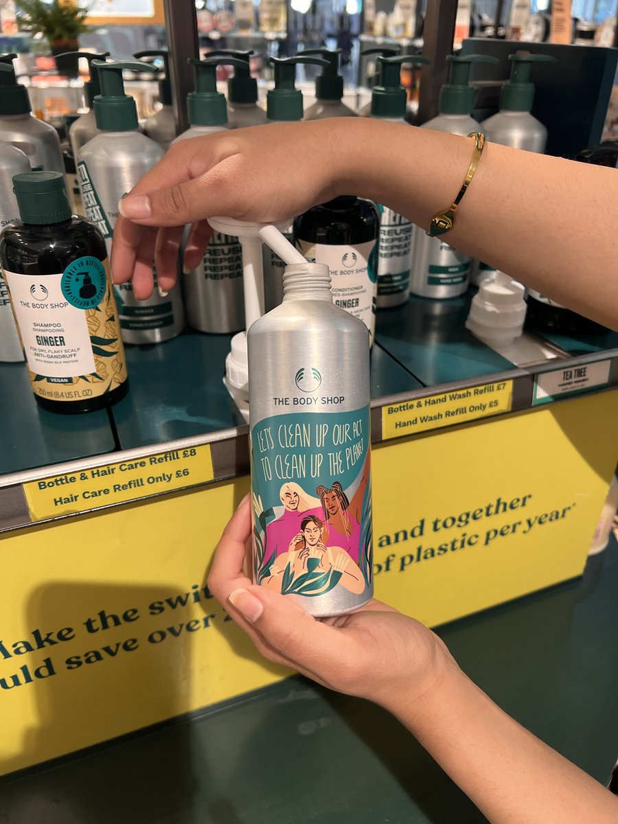 TheBodyShopUK's tweet image. We want to empower you to embrace the circular economy and help eliminate waste, that’s why we launched our refill scheme. It’s not just better for the planet, but also your wallet - each refill contains an extra 50ml free! 🧴♻️💚#RefillReuseRepeat