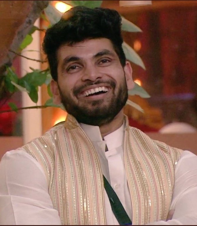 Haris_sahak_'s tweet photo. Whom do you think is Winning Metieral among Priyanka and Shiv?

Like for #PriyankaChaharChoudhary
RT for #ShivThakare 

#Biggboss16          #BB16          #PriyAnkit 

Like.                         RT. https://t.co/E8GCQ18I8C
