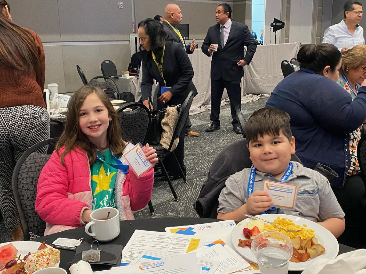 PajaroValleyUSD's tweet photo. Here's a ray of sunshine for you! #PVUSD - Roman of Rio del Mar and Sophie of Ann Soldo elevate student voice at CEI Conference
@mlrod32 @thegreenscene3 @AnnSoldoSchool @caengage @CCEECA https://t.co/u2ZpO7WnEb