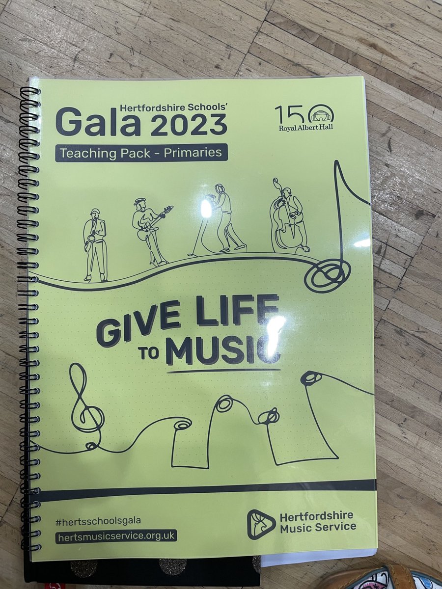 Here with ⁦<a href="/leanne_bridges1/">Leanne Bridges</a>⁩ busy learning the music for the Hertfordshire Gala. #Wroxhammusic #hertsschoolsgala ⁦<a href="/WroxhamSchool/">The Wroxham School</a>⁩
