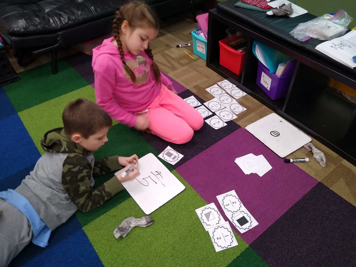 Greenfield_SD's tweet photo. Such a busy week for Ms. Waise's 2nd graders @MG_Greenfield 2nd graders
β¬ reading fluency & visualization β‘ poetry, fractions, β2023 wishes, reading their 2nd nonfiction π w/ research, land formation experiments in science & more!! π #GsdProud #CanWeReadDuringSnack? https://t.co/mn69x9hp03