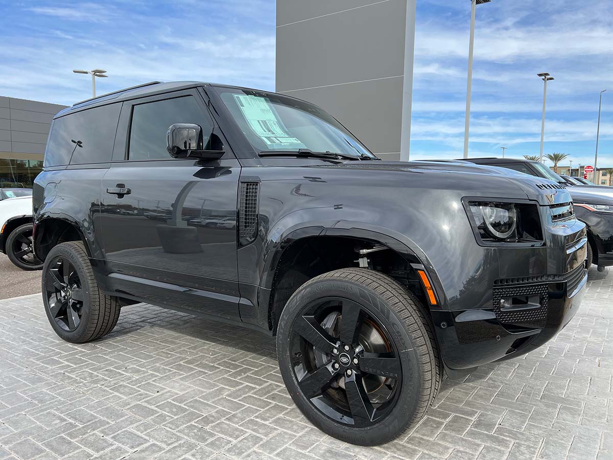 Looking for a Land Rover Defender? We only have a few left in stock, so now is the time to get yours ✨

Browse our wide selection of vehicles - we have a variety of makes and models.

Ask about our at home test drives today: jaguararrowhead.com/search/certifi…

#JaguarArrowhead