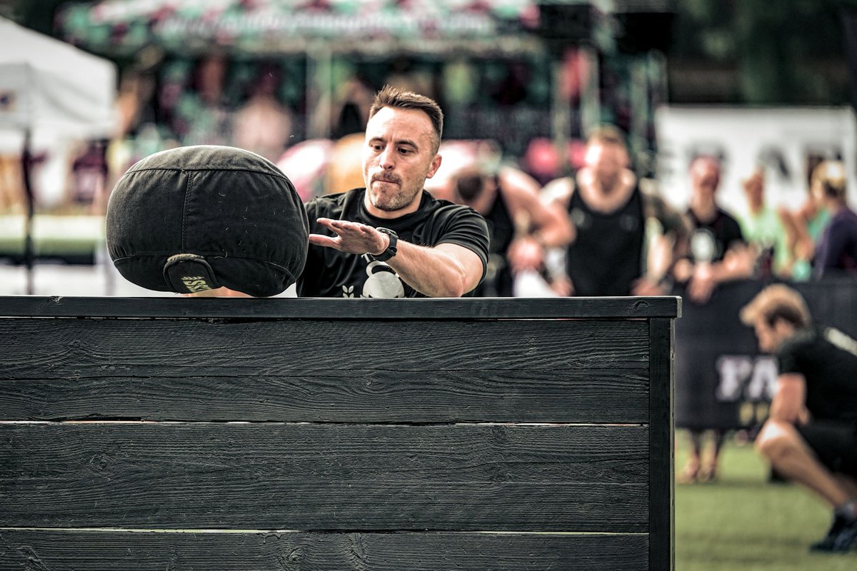 ForzaCarra's tweet photo. Last summer I competed at Turf Games with a team in London. It was... tough.

Next month I will do it all over again! Anyone else?

You can read my thoughts on the day in my blog post: '5 Things I Learned from Turf Games'! 💪

https://t.co/9DqZX1Beuq #Fitness #TurfGames #Vegan https://t.co/WZVURfz04y