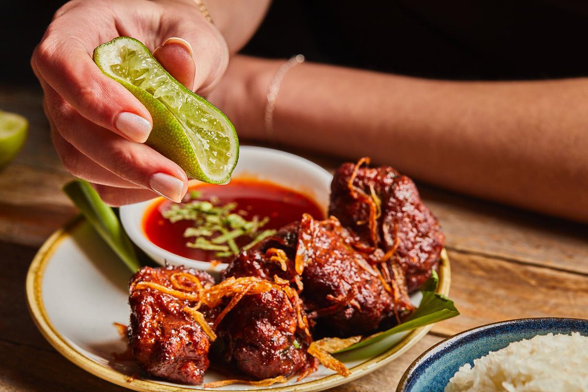 Enjoy modern Thai food showcasing the very best fresh #Thai and #British produce at <a href="/farangLDN/">Farang London</a>!