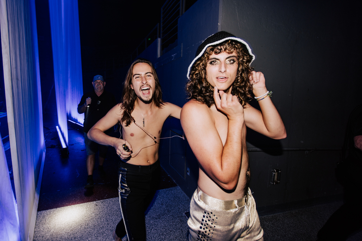 GretaVanFleet's tweet photo. Never a dull moment with the rhythm section. https://t.co/WBqixmso7e
