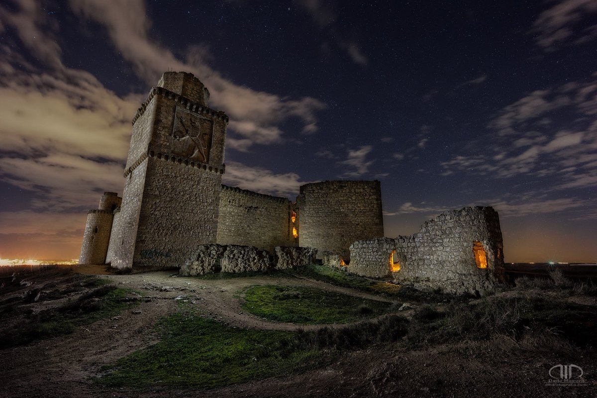 Lebiakhon's tweet photo. Castillo de Barcience
Una de esas ubicaciones que, por cerca y bastante vista, siempre vamos dejando para otro momento.
El suyo llegó hace solo unos meses y la verdad que lo disfrutamos a tope.
#dmdfotografia @CanonEspana @turismoclm #barcience #CastillaLaMancha #nightlife https://t.co/BRBmxOL5SW