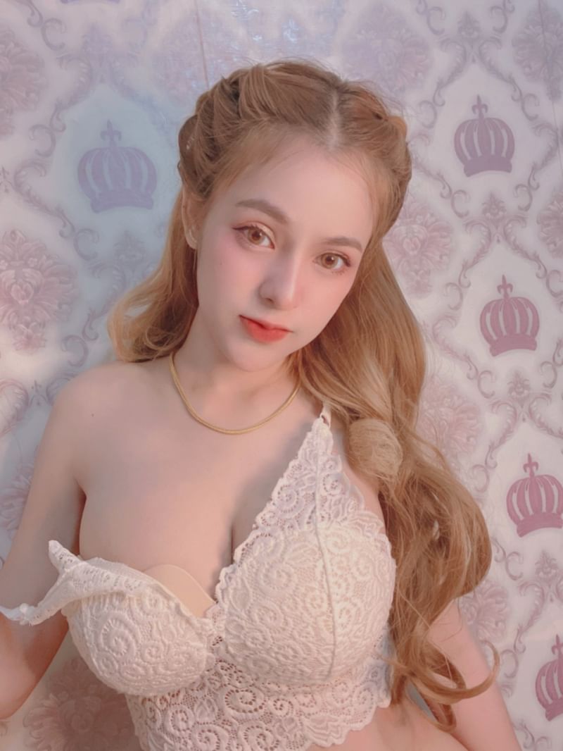 nattawood11225's tweet photo. #ทางบ้านฝากมา
สาวน้อยลูกครึ่งสวยน่ารักนมใหญ่หุ่นแม่งโครตน่าเย็ด ขาวๆแบบนี้จะเลียทั้งตัว จับถ่างขาเลียหีให้น้ำแตกเลยหลังจากนั้นจับ้ยสท่าหมากระเด้าแรงๆให้นมเด้งตามจังหวะเยส จะเยสให้แม่งน้ำหมดตัวเลย #ชักว่าวใส่รูป #ชักว่าวใส่รูปคนใกล้ตัว #วิจารณ์สาวน่าเย็ด #วิจารณ์เสียว https://t.co/1lUpZGHj4D