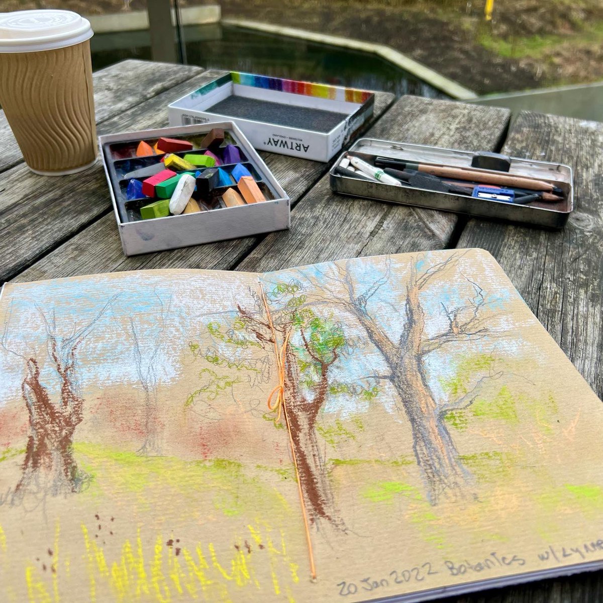 airtily's tweet photo. Two spots left for Winter Art Journalling - grab yours today and join us for four weeks of creativity to start the year off right. https://t.co/B7rOWl5NJs https://t.co/9sRU1ZneyU
