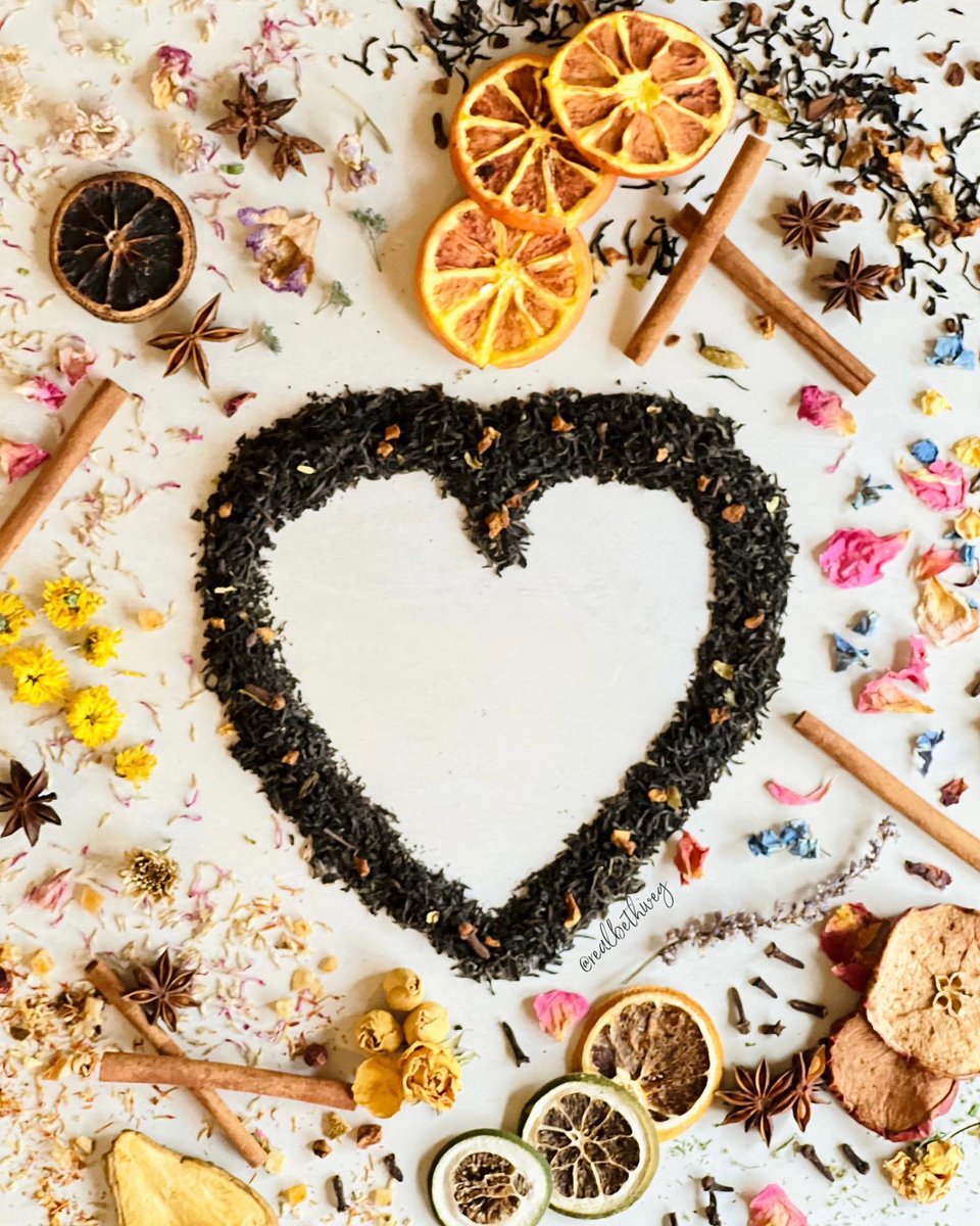 Happy #NationalHotTeaDay 🫖☕️

I loved assembling this photo, my kitchen smelled so good afterwards!

Are you a tea drinker? 
Got any favorites to share?