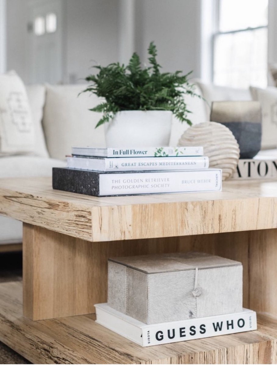 taraceagroup's tweet photo. Books, objects, greenery and more books ~ my favorite coffee table look: Carley Porter.
#PurposeinStyle #HomeDecor #InteriorDesign #PursuePretty #MakeHomeYours #PurposeInStyle #InteriorStyling #TaraceaFurniture, Dune Coffee Table.
Via Carley Porter
https://t.co/PggI8OgRli https://t.co/AnCKyCtTxf