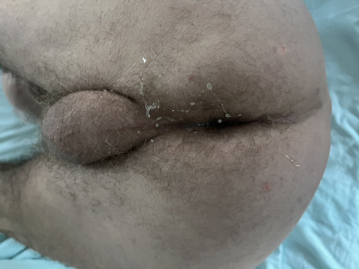 ma60449389's tweet photo. @Hanselsandovalr Splattered with a straight buddy’s load… https://t.co/IstDYOZl9G