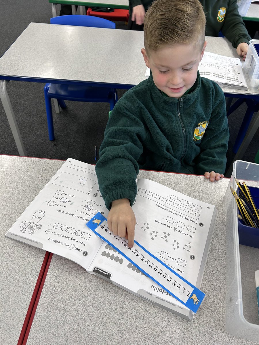Wye_WPA's tweet image. Working super hard today in maths counting in 5’s! 👏🏼 #WatersideMaths