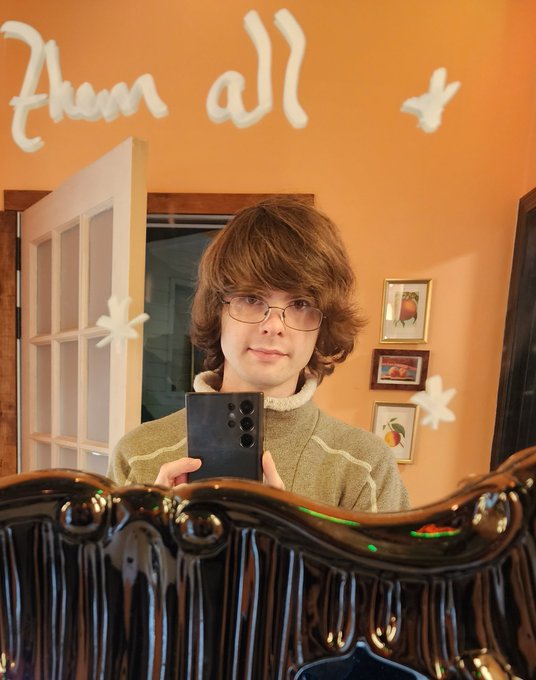 🍑 based 🍑 mirror 🍑 https://t.co/q91SQgj1DG