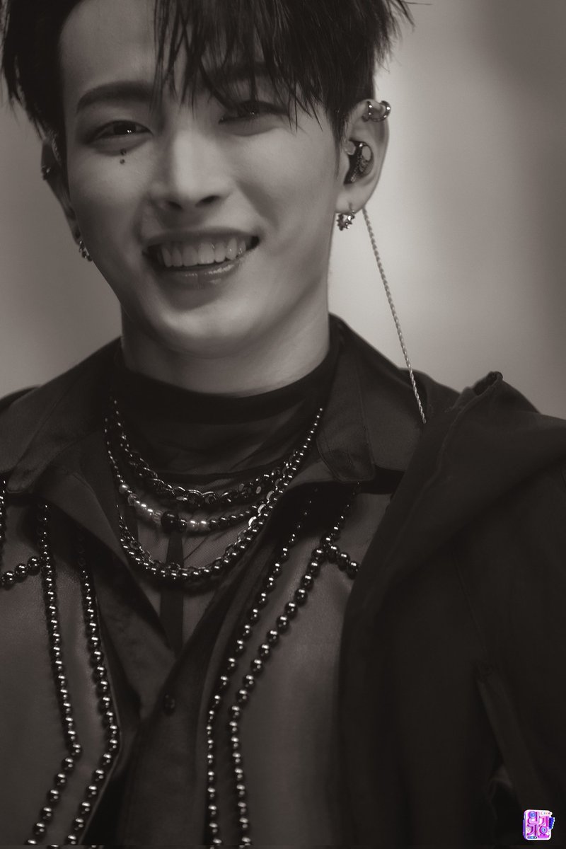 SofiaJoong's tweet photo. LA MEJOR FOTO QUE HE VISTO EN MUCHO TIEMPO 😭😭😭😭😭🥹🥹😭🥹😭🥹😭🥹😭🥹😭🥹🥹😭🥹😭🥹😭🥹😭😭🥹😭🥹😭🥹

#ATEEZ #HONGJOONG https://t.co/Ihf655tel6