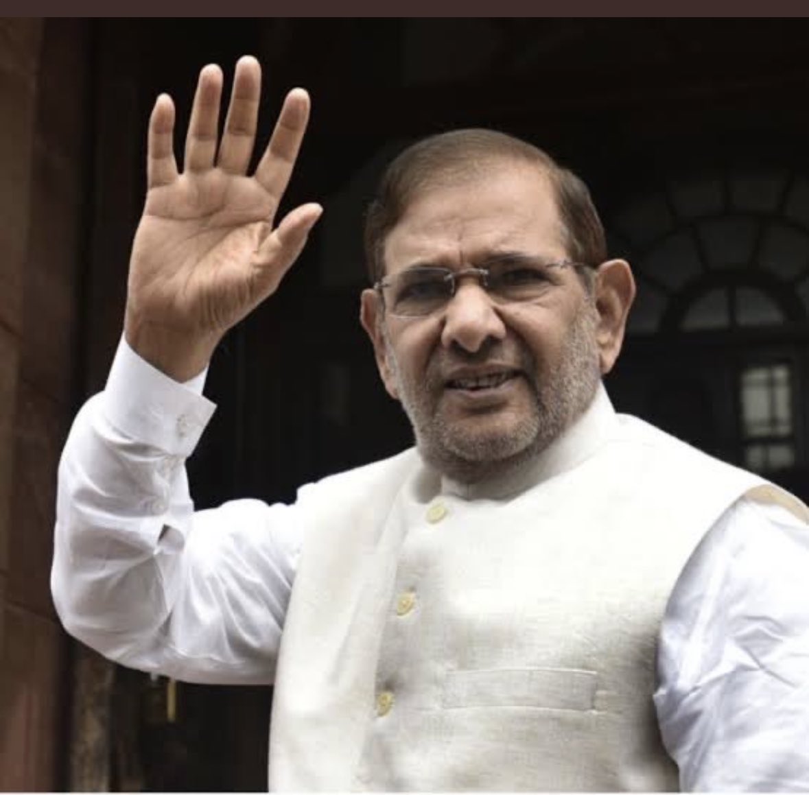 Crusader_Fact's tweet photo. Veteran Leader and a vocal orator in Parliament for oppressed communities is no more.
RIP Honable Sharad Yadav. https://t.co/pIYxn0tUfd