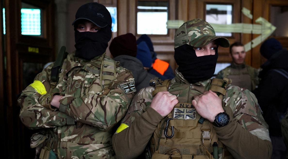 The Verkhovna Rada voted for the law No. 8098, which expands the rights of foreign volunteers in Ukraine. Now foreigners from the ranks of military formations can legally stay in Ukraine and obtain Ukrainian citizenship under a simplified procedure.
#Hungary #Ukraine 🇭🇺❤️🇺🇦