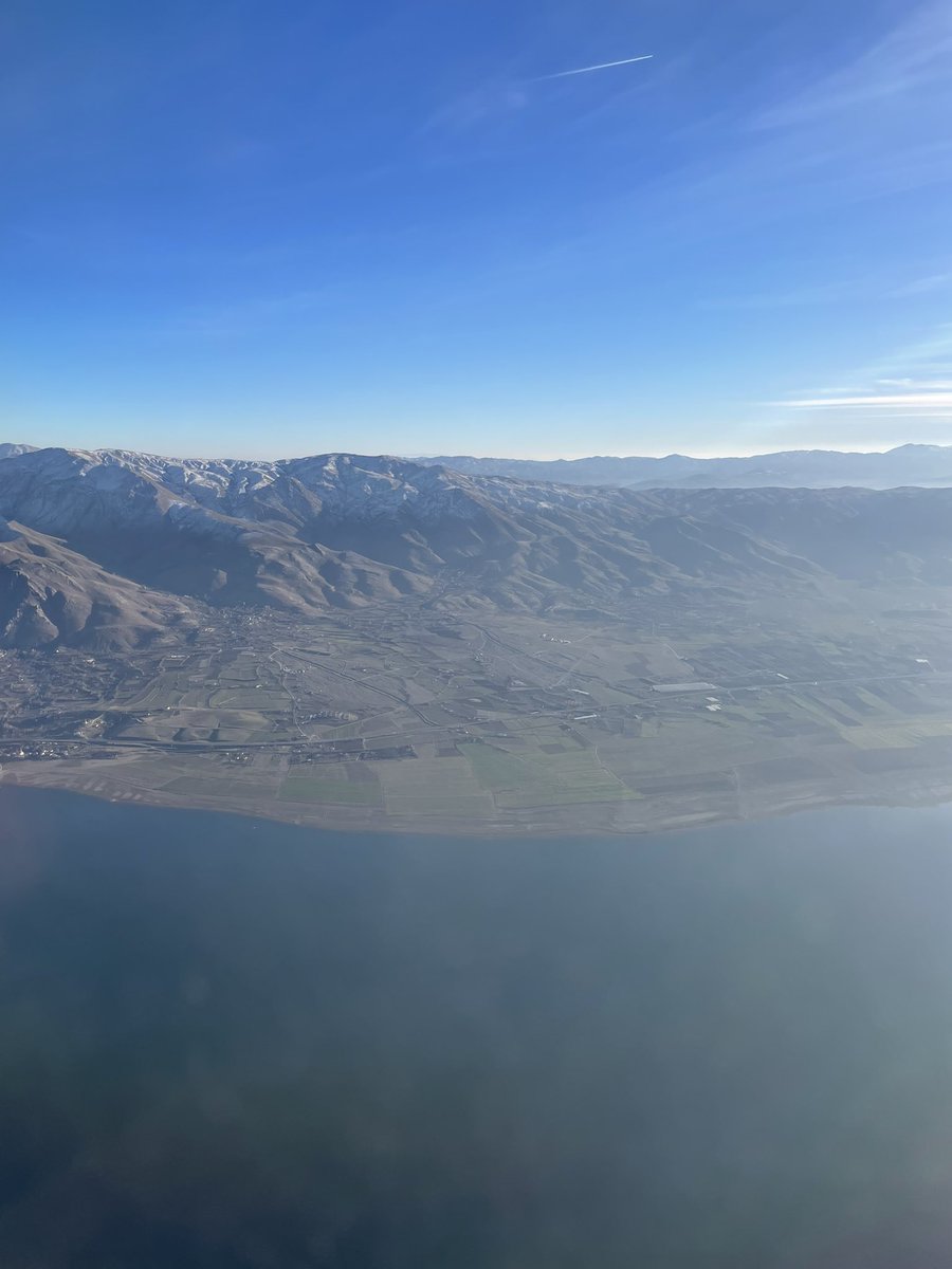 Elazığ’dayım. Yağış %32 azalmış. Düşük yağışla gelen kuraklık, küresel iklim krizinin Anadolu’yu nasıl derinden etkilediğini gösteriyor. Türkiye’de en büyük sorunlardan biri de tarımdaki vahşi sulama. Önlem olmazsa tarım üretiminde sorunlar olur ve gıda fiyatları iyice yükselir.