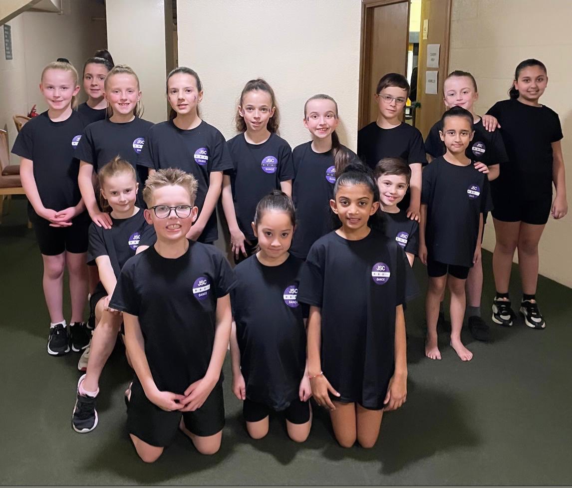 ⁦<a href="/BrynDeriPTA/">Bryn Deri PTA</a>⁩ ⁦<a href="/JSCDance/">JSC Dance</a>⁩ ⁦<a href="/RubiconDance/">Rubicon Dance</a>⁩ back stage and ready to perform ⁦<a href="/stdavidshall/">St David's Hall</a>⁩ #lovetodance Thank you for an amazing opportunity 🙌💃🕺🏻