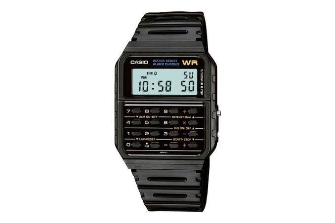 AOrtuzte's tweet photo. Dirá Shakira lo que quiera, pero jamás salió un reloj Rolex con calculadora. 

Casio: 1
Rolex: 0 https://t.co/jtrKYSwUkj