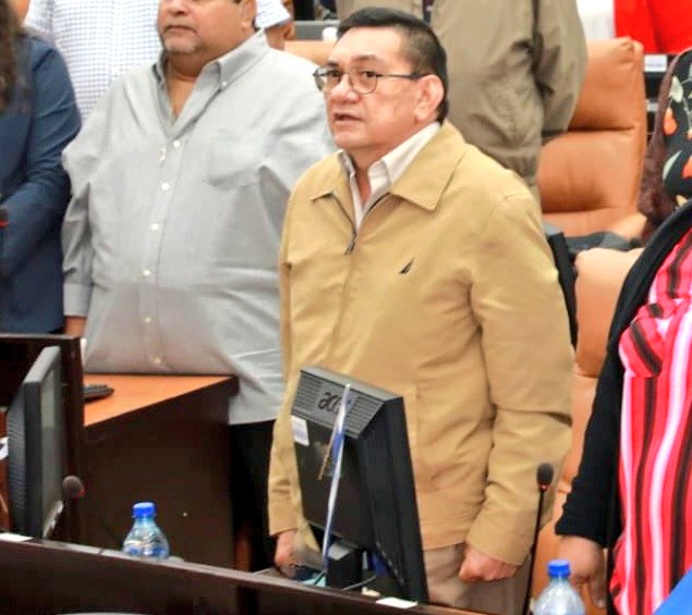DanielkaRuiz25's tweet photo. #Nicaragua 
El Ministerio de Salud vacunará por primera vez contra el virus del Papiloma Humano a niñas entre 10 a 12 años de edad, a fin de prevenir el cáncer cervicouterino, afirmó #hoy el diputado Andrés Zamora miembro de la comisión de Salud en la @AsambleaNi @laprimerisima https://t.co/GNZTl6h3uf