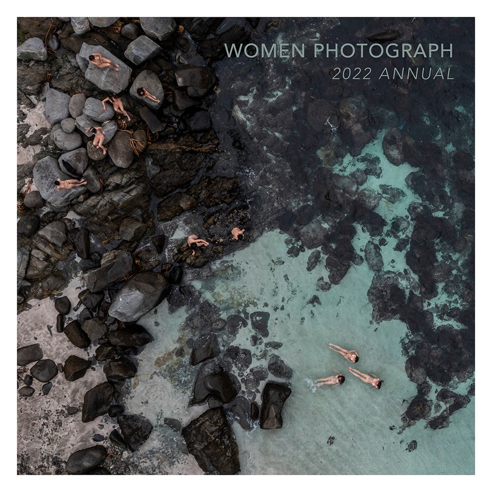 Today is the LAST DAY to pre-order the 2022 Women Photograph Annual! This small limited edition booklet features the work of 100 members of our community from the past year, and will ship in February 2023. Get yours here!
womenphotograph.com/store/women-ph…