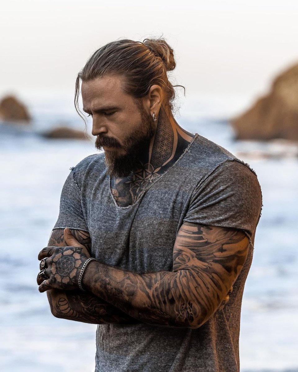 When you wake up and are thankful for such an amazing partner and father to the girls.

I gotta say I love you, My modern day viking.