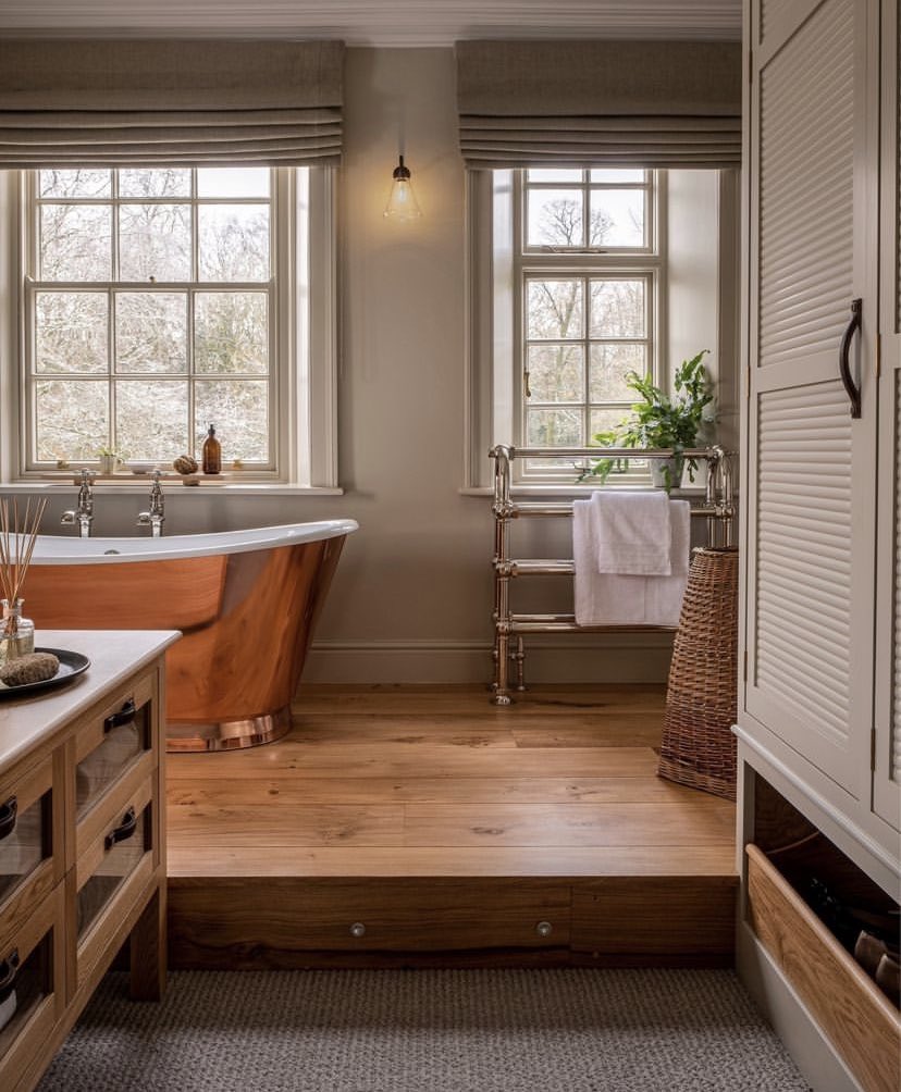 NeilGeraghtyDec's tweet image. Some finished jobs from the last few years.