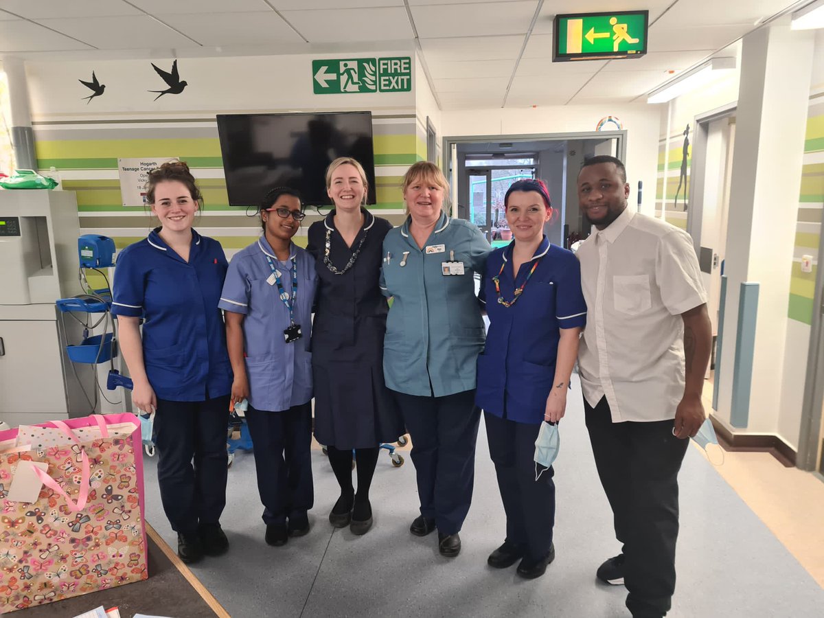 Sarah Gilbert tweet media