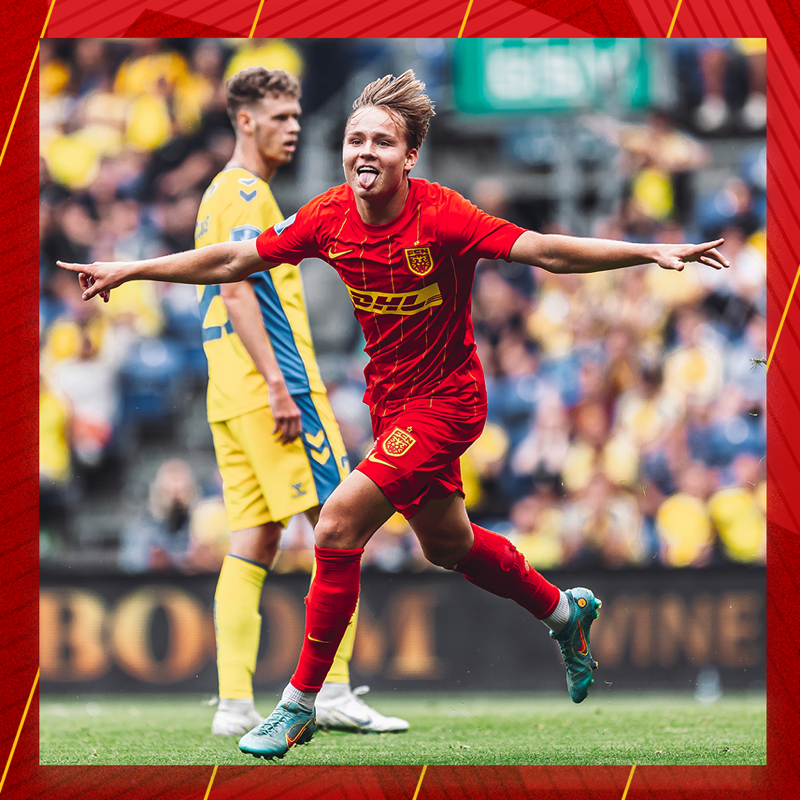 FCNordsjaelland's tweet photo. 𝐀𝐤𝐚𝐝𝐞𝐦𝐢𝐞𝐭 ➡️ 𝐒𝐮𝐩𝐞𝐫𝐥𝐢𝐠𝐚𝐞𝐧 ➡️ 𝐁𝐞𝐧𝐟𝐢𝐜𝐚
Tusind tak for denne gang, "Schjelde"! ♥️💛🐯
#vises