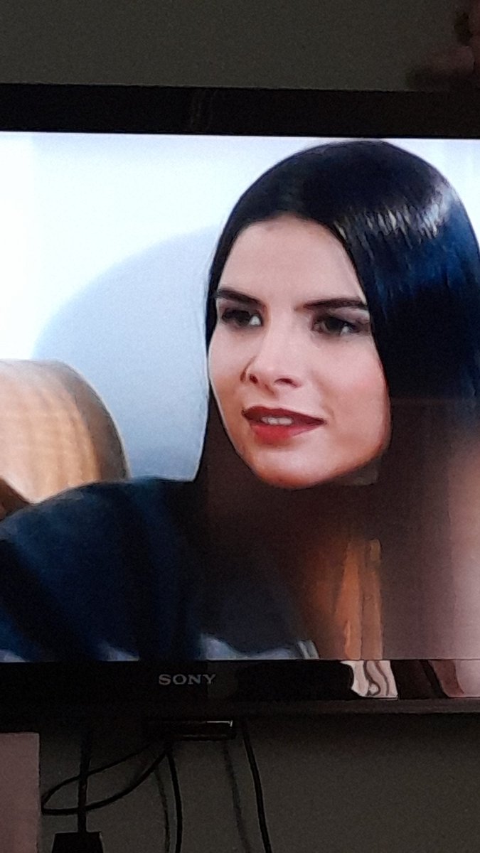 #BettyEnEl13 Patética Marcela Valencia 🙄