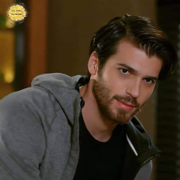 CanPor's tweet photo. I nominate the talented and Handsome Turkish lawyer, actor and model  #CanYaman for 
The 100 Most Handsome Faces of 2023
#100faces2023 #tccandler 
@tccandler https://t.co/zn9Y1Svh9r