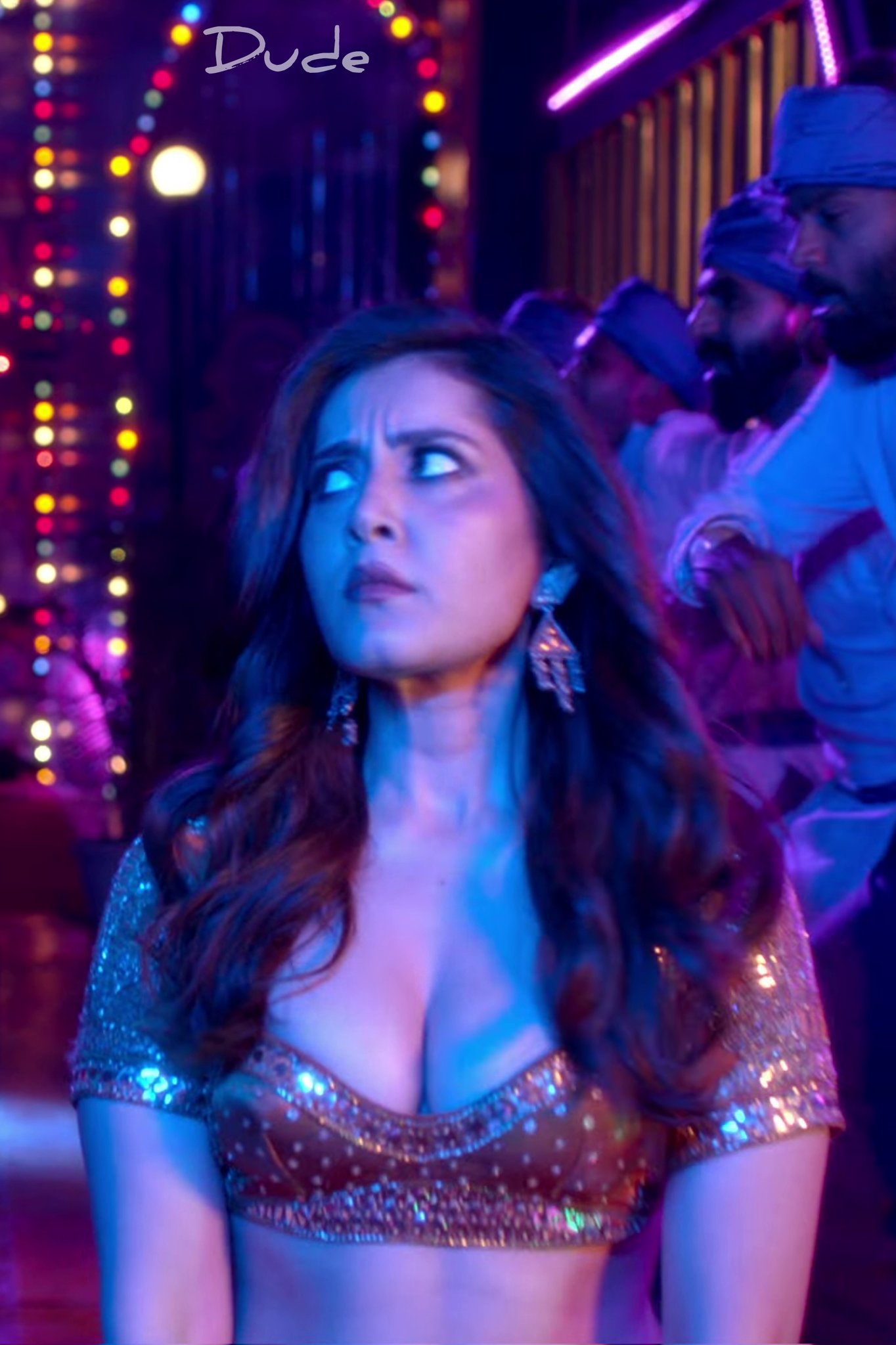 FmSwgEbaUAAno6l.jpg:large