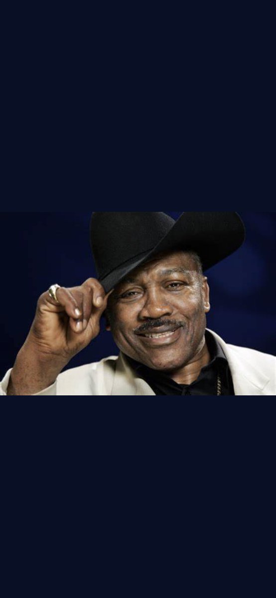 marcustelliot's tweet photo. Happy Birthday to the late Joe Frazier today…the best.
#boxing #smokingjoe https://t.co/aoQGgNpgTD