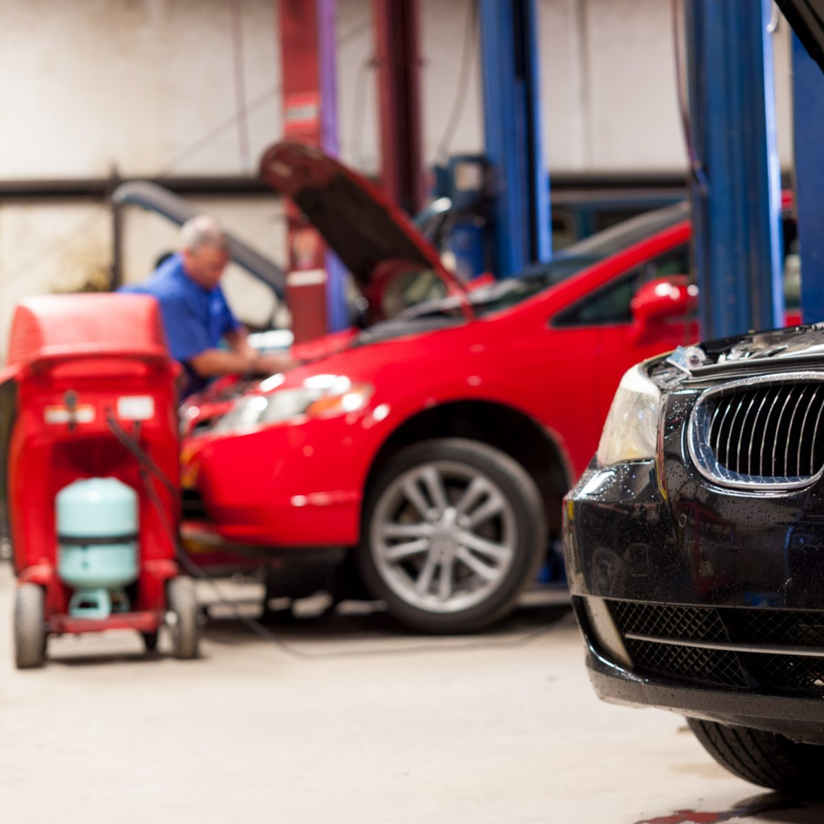 awbench's tweet image. No matter what the road throws your way, we'll be here to help keep your vehicle running its best.