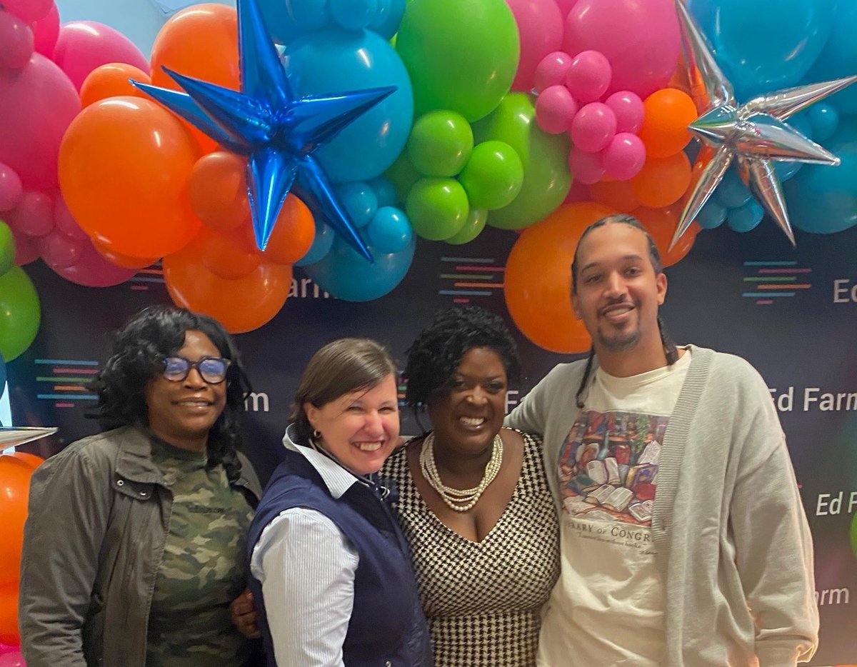 HLHANBAMediaCtr's tweet photo. Great things are happening in Atlanta Public Schools with @DrLisaHerring &amp; @_EdFarm APS Teacher Fellows Program. It is a transformational professional learning fellowship that equips educators to be designers and facilitators of future-focused learning! #iCultivate #EdFarm https://t.co/tn7VU37Hf5