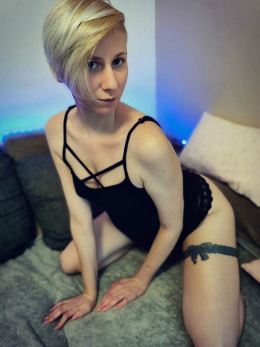 Live masturbation ce soir, Au programme, lush et domi 2 de mes petits favoris :D https://t.co/P6KBkbh9Nc<a href="/tag/advent"class="tags"><span>#advent</span></a><a href="/tag/adventcalendar"class="tags"><span>#adventcalendar</span></a><a href="/tag/adventcalendar2022"class="tags"><span>#adventcalendar2022</span></a>