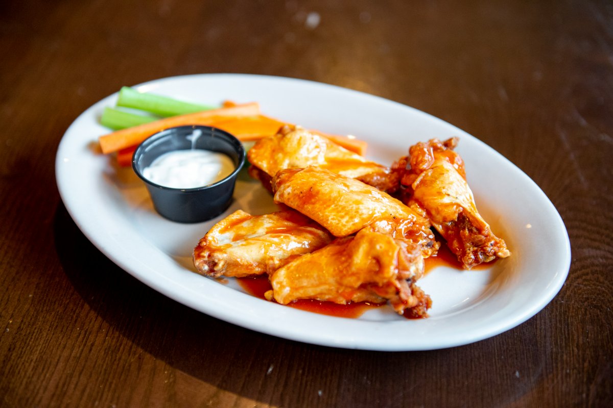 Our wings are best enjoyed with great company. Tag your wingman!
