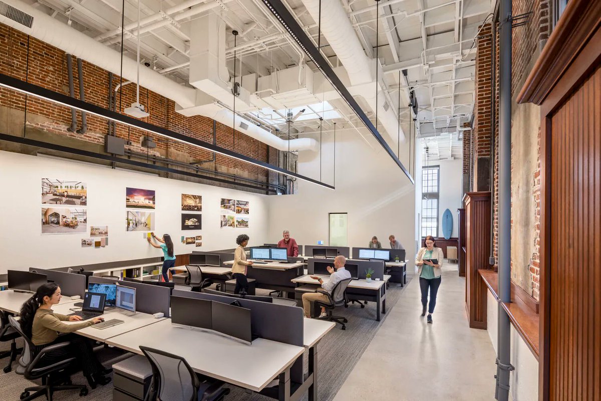 HGA San Diego Office Renovation
by HGA
bit.ly/3iqqmxC 

Photo: Lawrence Anderson