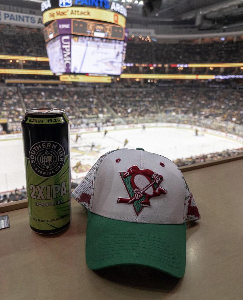 Hockey with a few extra ounces…now that's the 2X Factor 📷: @helmethairpod #FindYour2XFactor