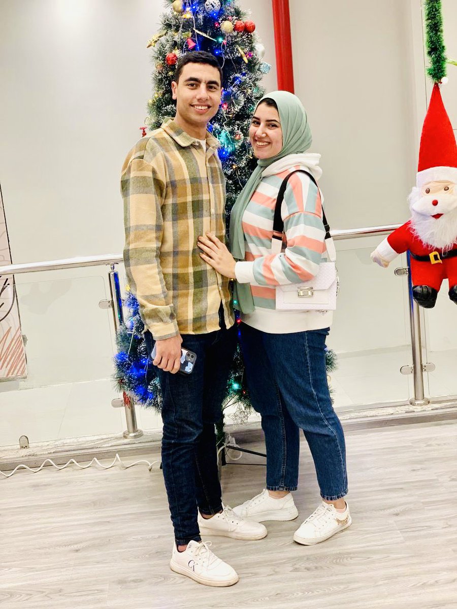 radwa_ashraf2's tweet photo. أن نبقى معًا رغمًا عن كل ما يحول بيننا
أن تكون برفقتي في كل اللحظات 
في كل وقت هذا كل ما أودّه دائمًا.. https://t.co/YbKiMHvOhH