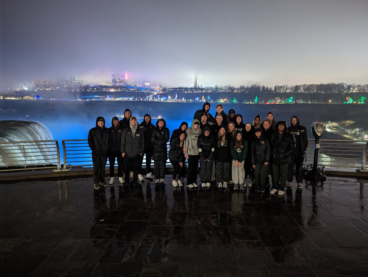 Seeing a world wonder is always better with teammates 😍😍😍

#OneTeamOneFamily