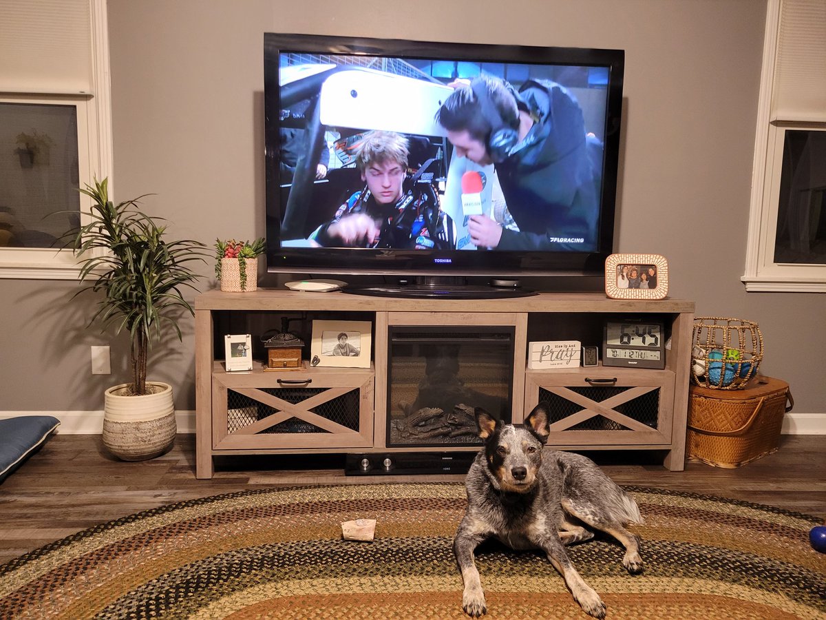 newman1957's tweet photo. #tweetyourfloseat 
@FloRacing 
@NosEnergyDrink 
Enjoying the Chili Bowl from the comforts of the couch with my pal Indy Hewitt! https://t.co/rJnB3XaHLt