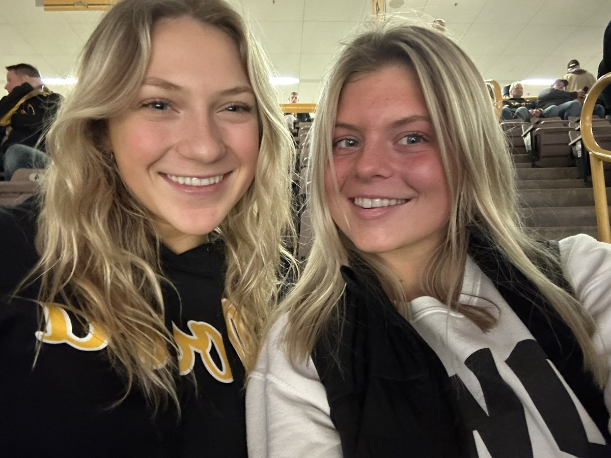 Go Hawks!!! #FightForIowa <a href="/IowaHoops/">Iowa Men’s Basketball</a>
