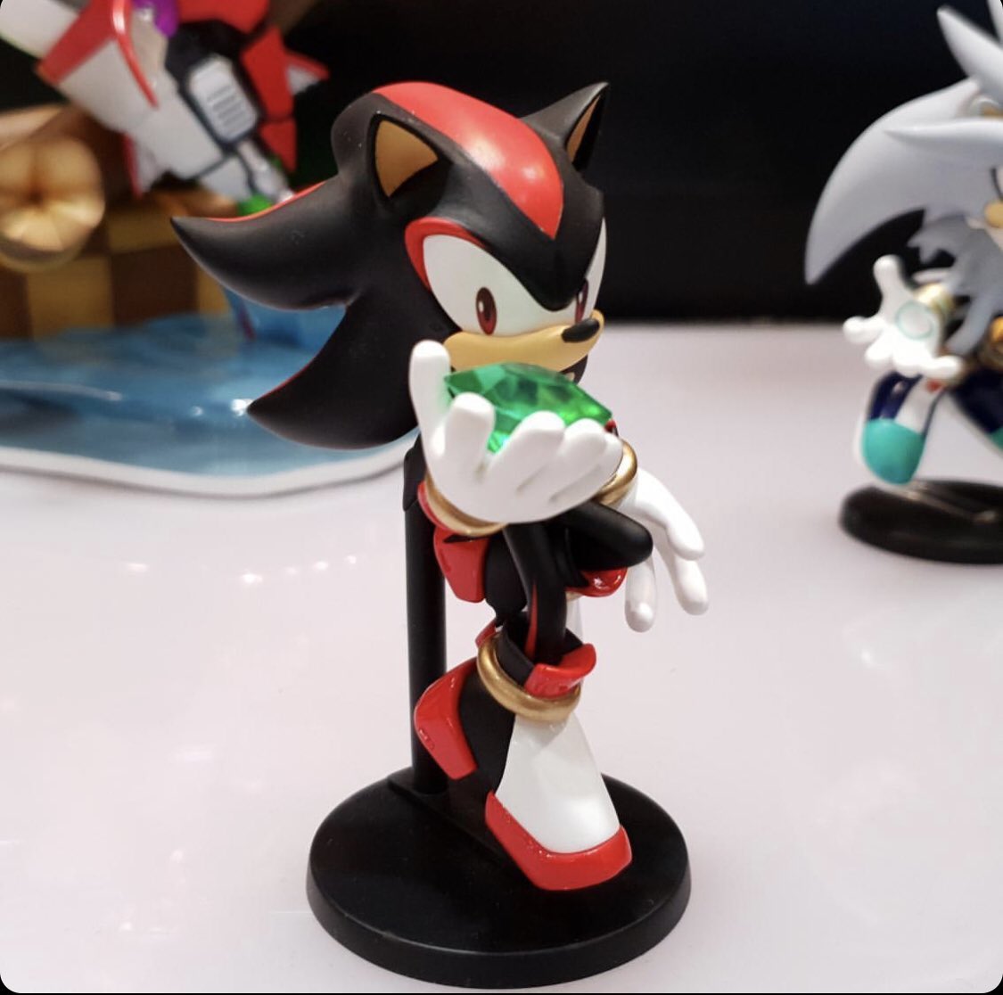 Cybrid101's tweet photo. So are these Sonic statues still coming out or… https://t.co/nSUKfYdVCy