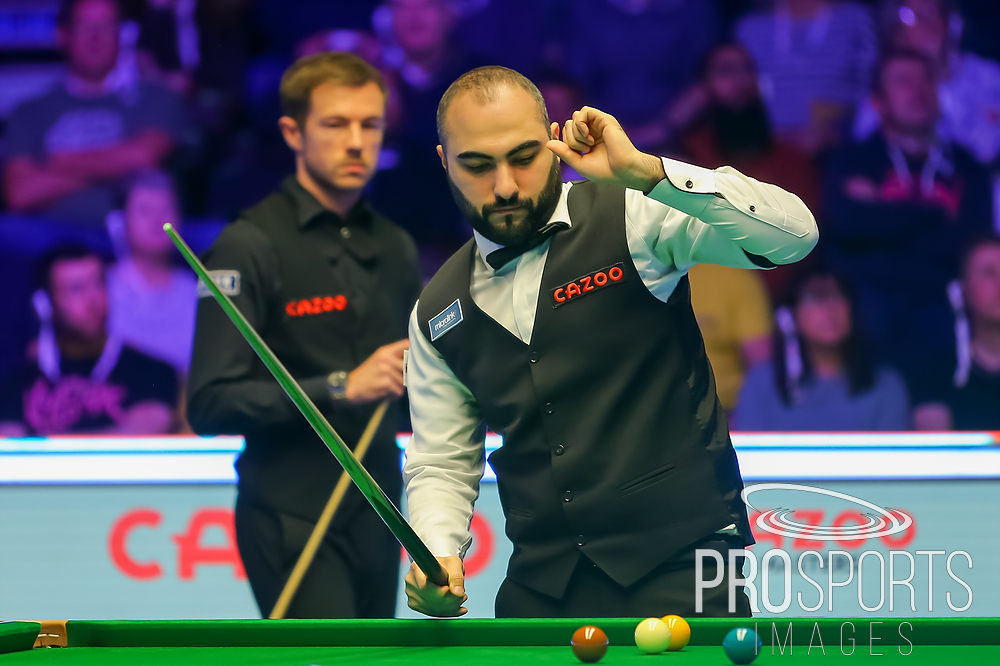CollargeImages's tweet photo. Saturdays 1st #CazooMasters Semi Final is Confirmed. @JackLisowski beat @hvafaei147 6 frames to 4 to book his place against @markwil147 at the Alexandra Palace #LiveSnooker #LiveSport #ItsOnlyLiveOnce #WeAreWST #CueTheAction #Cazoo #SnookerSnapper https://t.co/Ep4TgUfjPJ