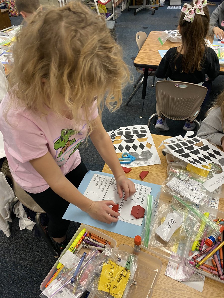 mrswinkle1st's tweet photo. We loved math today…using shapes to make new shapes!       @Creeksidetweet #WEareLakota #NeedToSucceedCECS https://t.co/eTJprRL1iV
