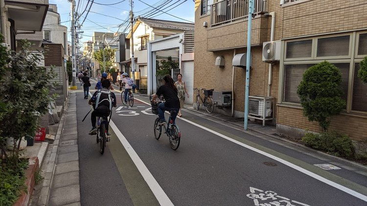 FuckCarsReddit's tweet photo. To ensure residential streets are safe, Japan takes a different approach than most countries. Instead of segregating modes by their speed (car lane, bike lane, sidewalk), Japan simply makes residential streets very narrow so that cars never feel comfortable going fast. https://t.co/crQfOej6ic